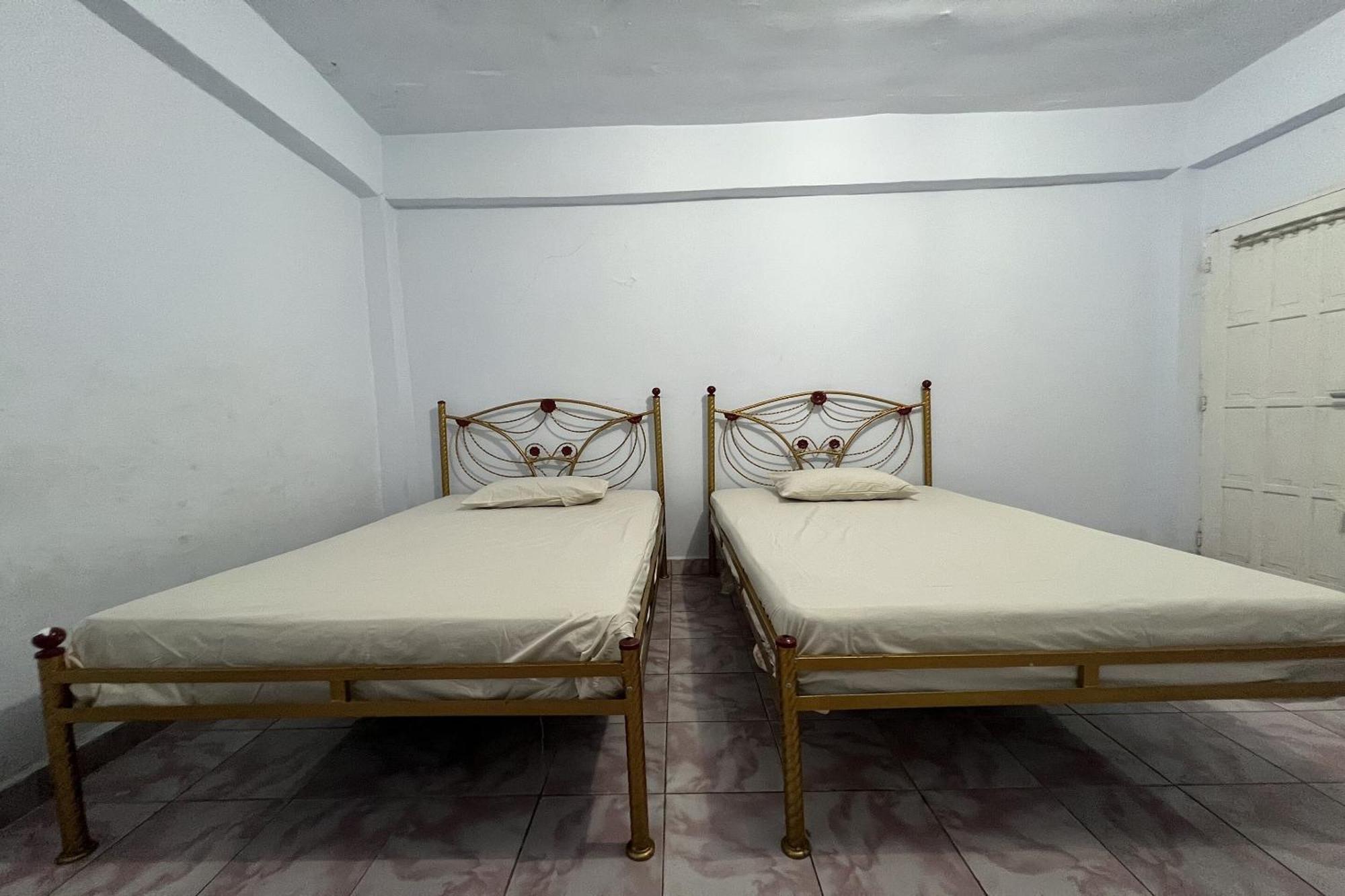 Oyo 91757 Surya Hotelneartaman Anggrek Pkk Watansoppeng Lalabata Εξωτερικό φωτογραφία