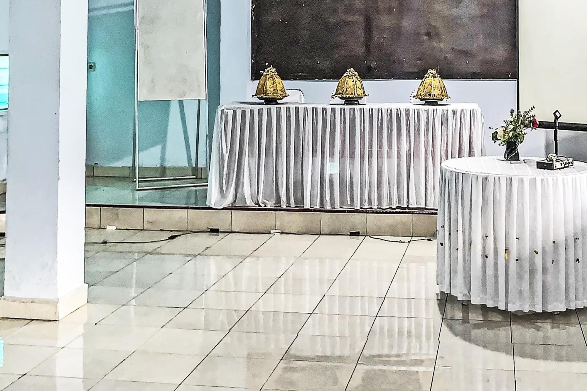 Oyo 91757 Surya Hotelneartaman Anggrek Pkk Watansoppeng Lalabata Εξωτερικό φωτογραφία